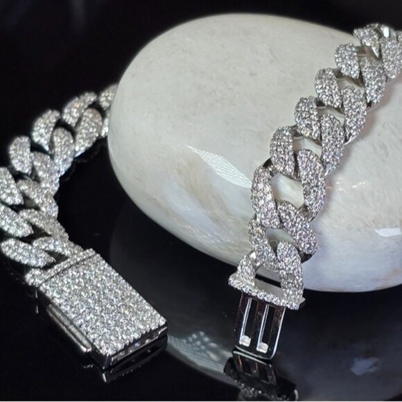 925 Sterling Silver Unisex Cuban Link Bracelet 7" with Real Moissanite Gem - Picture 1 of 12